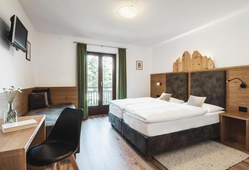 اتاق استاندارد, Berghotel Majarei