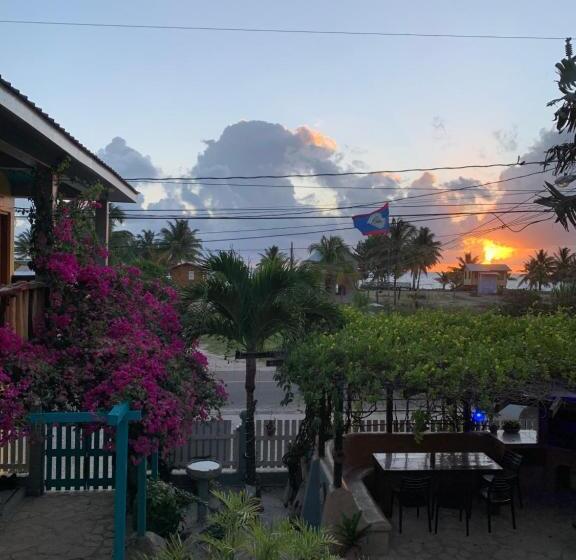 Номер Deluxe Вид на Море, All Seasons Belize