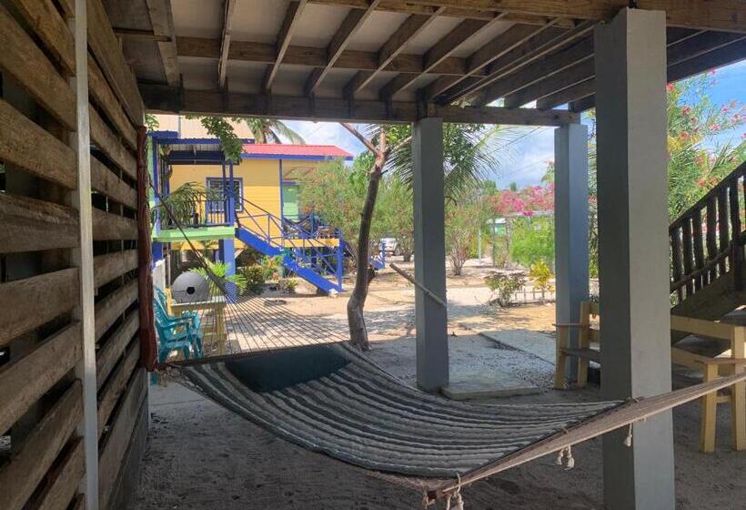 غرفة عائلية مطلّة علي البحر, All Seasons Belize