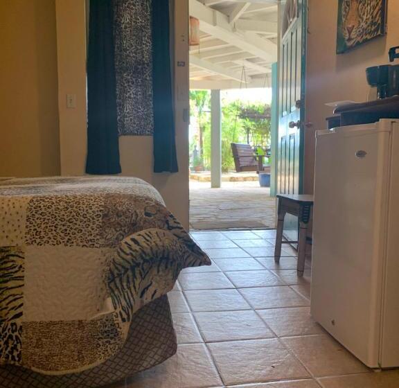 غرفة ديلوكس, All Seasons Belize