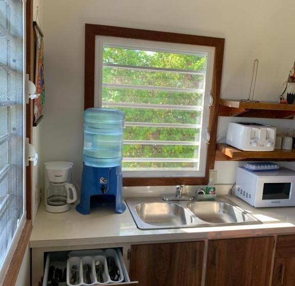 غرفة عائلية مطلّة علي البحر, All Seasons Belize