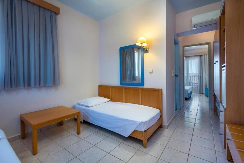 اتاق اکونومی, C Hotels Joy