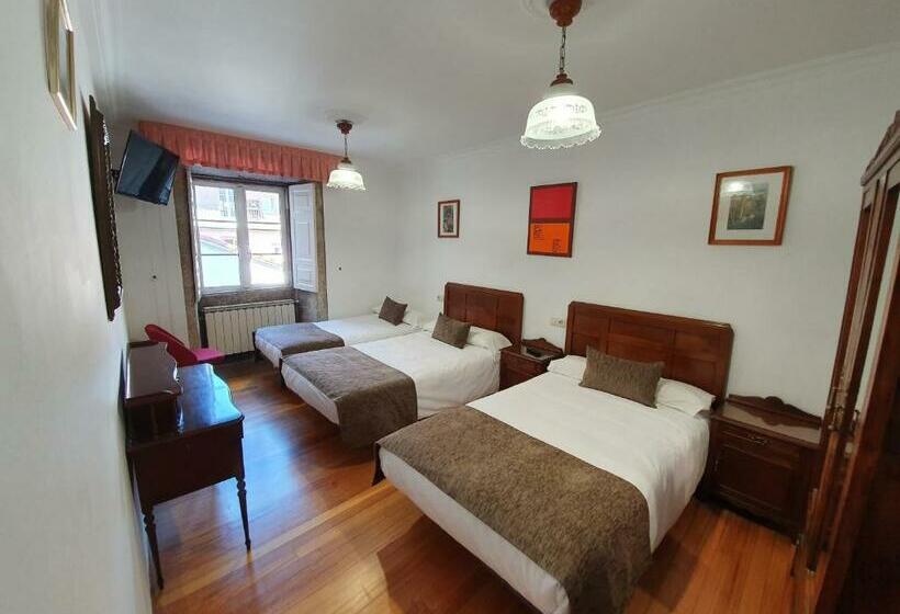 スタンダードルーム, Hostal Giadás