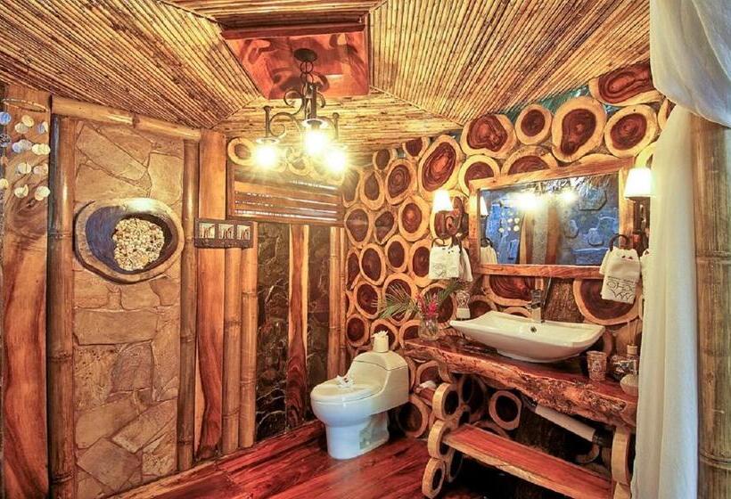 标准平房, Ocho Artisan Bungalows