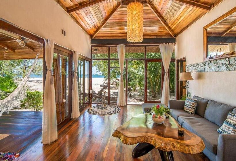 带2间卧室的别墅可观海景, Ocho Artisan Bungalows