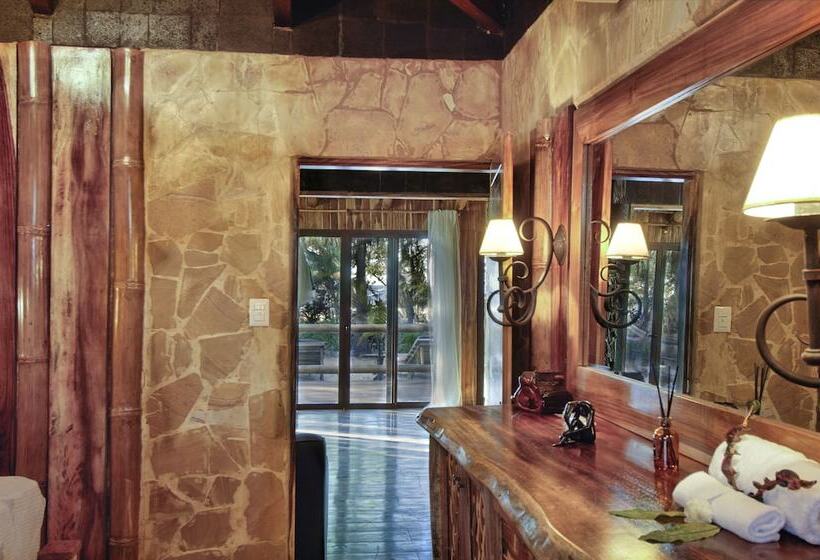 带3个卧室的别墅, Ocho Artisan Bungalows