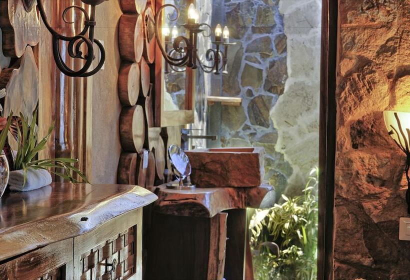 带3个卧室的别墅, Ocho Artisan Bungalows