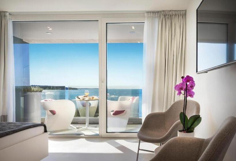 חדר דלוקס עם מרפסת נוף לים, Rivalmare Boutique