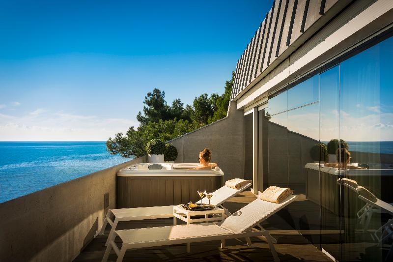 סוויטה דלוקס, Rivalmare Boutique