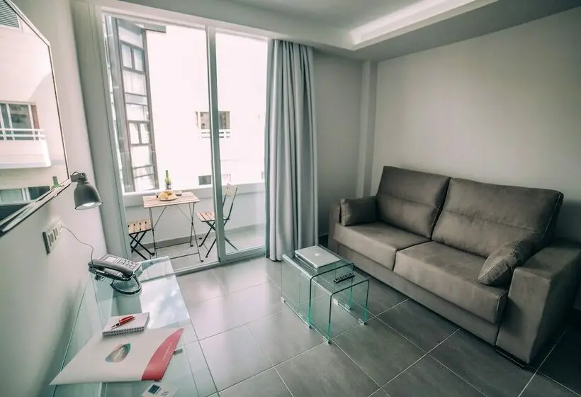 استودیو استاندارد با بالکن, Mannix Urban Apartments
