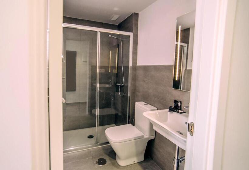 Студио Стандарт с Балконом, Mannix Urban Apartments