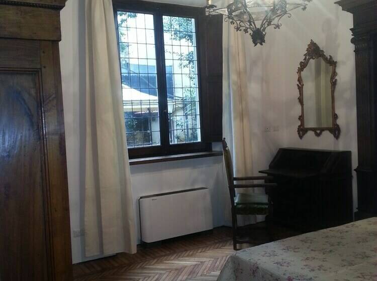 آپارتمان 1 خوابه همکف, Little Garden Donatello