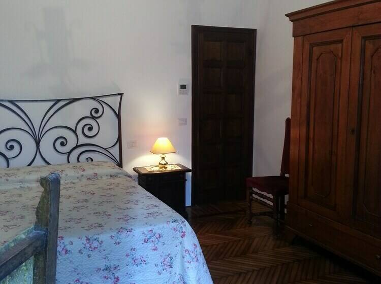 آپارتمان 1 خوابه همکف, Little Garden Donatello