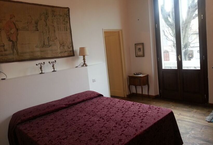 آپارتمان 1 خوابه با بالکن, Little Garden Donatello