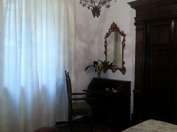 آپارتمان 1 خوابه همکف, Little Garden Donatello