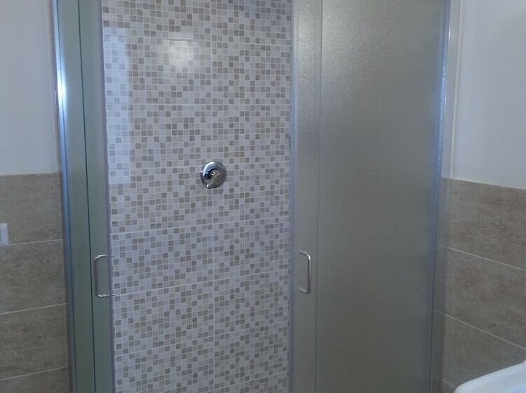 آپارتمان 1 خوابه با چشمانداز باغ, Little Garden Donatello