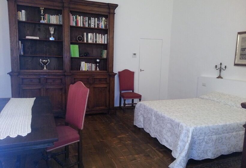 آپارتمان 1 خوابه با چشمانداز باغ, Little Garden Donatello