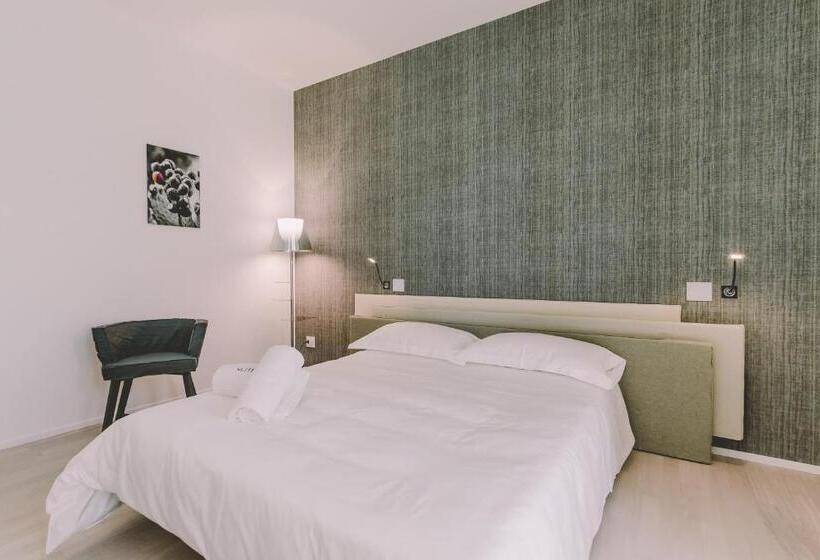 발코니가 있는 스위트, Suite 10 Home Design & Spa