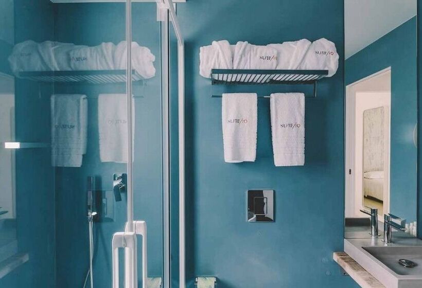 סוויטה עם מרפסת, Suite 10 Home Design & Spa