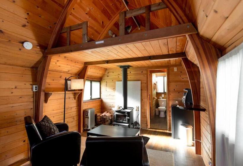 Hytte, Backeddy Resort And Marina