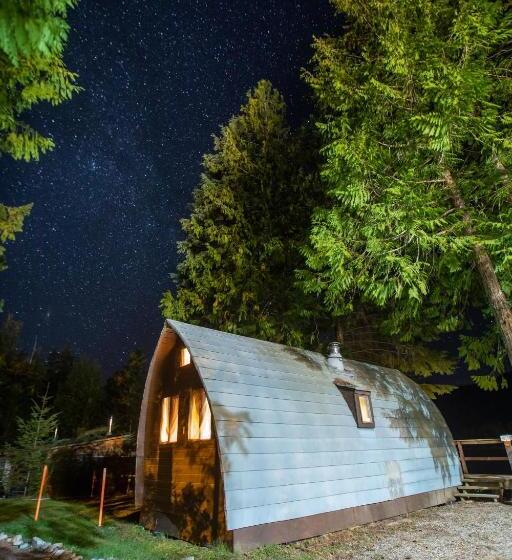 Hytte, Backeddy Resort And Marina