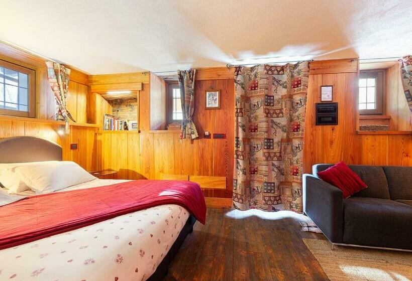 סוויטת ג'וניור עם מסג'ר מים, Locanda4