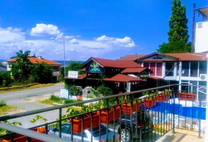 스탠다드 룸, Family Hotel Ludo