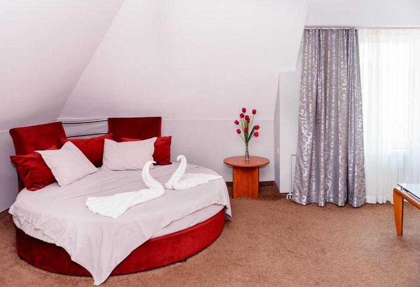 高级小型套房, Family Hotel Prestige