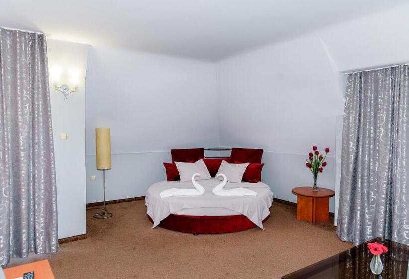 高级小型套房, Family Hotel Prestige