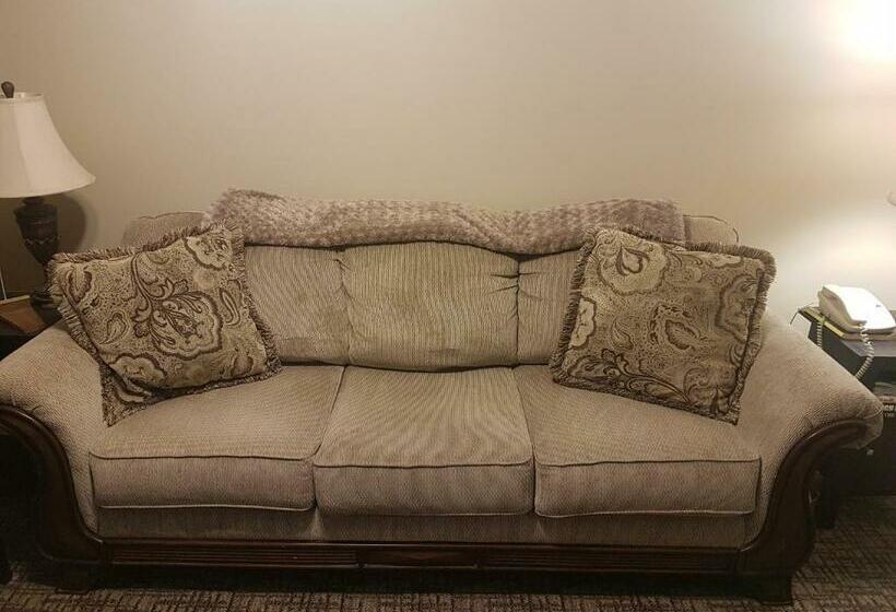 套房, Fundy Line Motel