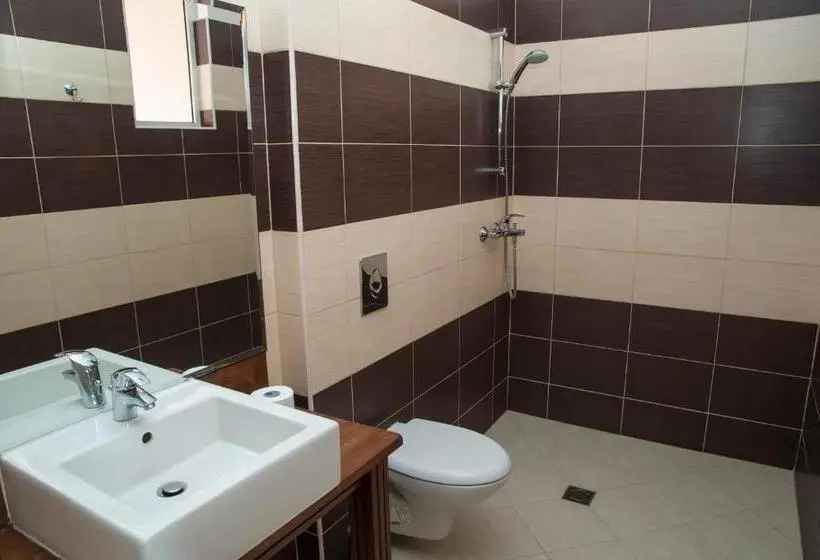اتاق استاندارد یک نفره, Hostel Izida 2