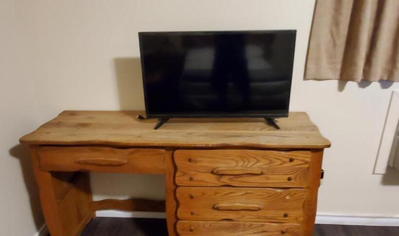 غرفة إقتصادية, Agassiz Park Lodge