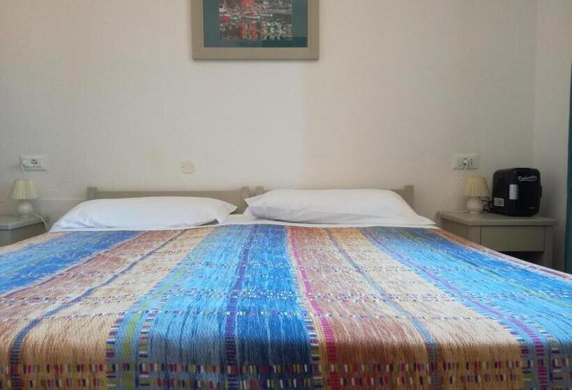 Номер Стандарт, Albergo Dei 10 Colori