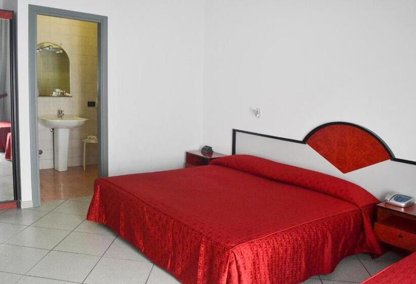 اتاق استاندارد سه نفره, Aquamarina