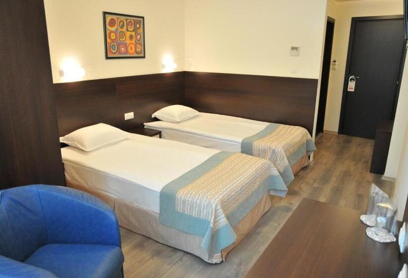 غرفة قياسية, Burgas Free University