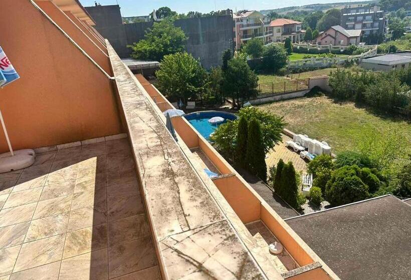 스탠다드 룸, Lozenets Resort