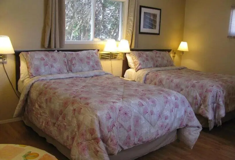 Perhehuone, Motel De L'outlet