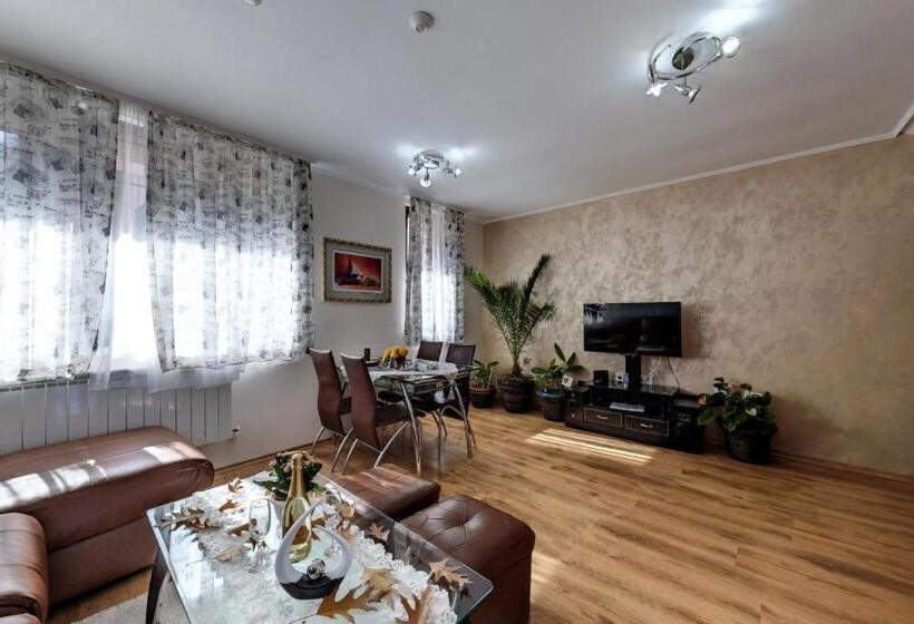 اتاق دوبلکس, Complex Koko Hills