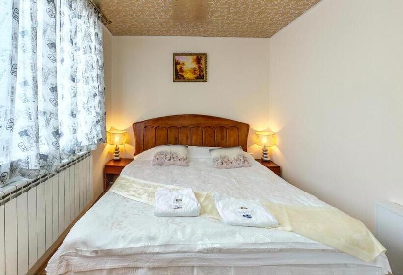 سوییت جونیور, Complex Koko Hills