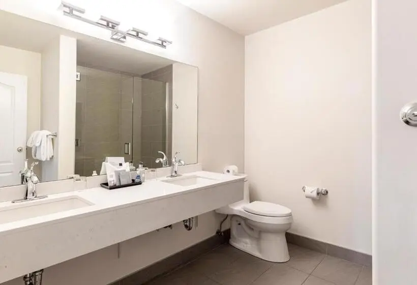 Sviitti Puutarhanäkymä, Villa Eyrie Resort