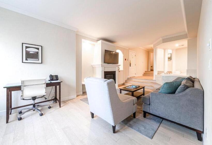 套房带园景, Villa Eyrie Resort