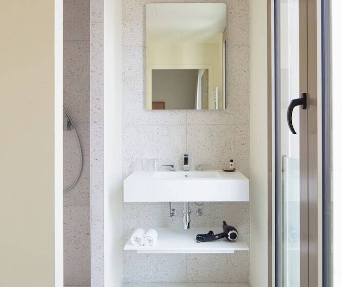 Номер Стандарт, La Suite