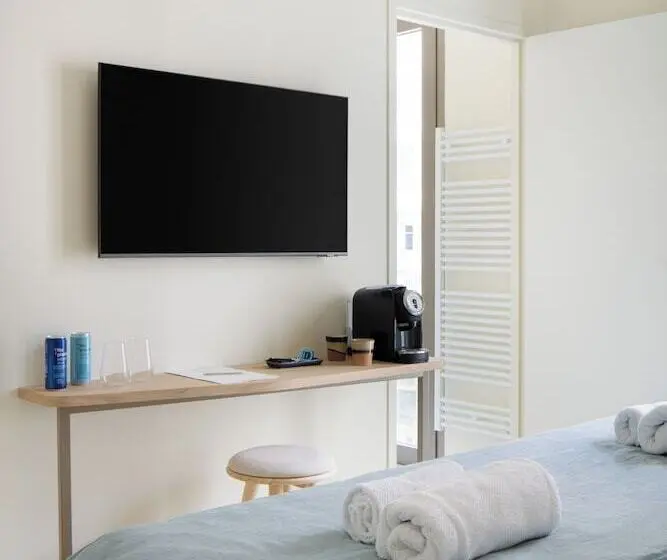 سوییت, La Suite