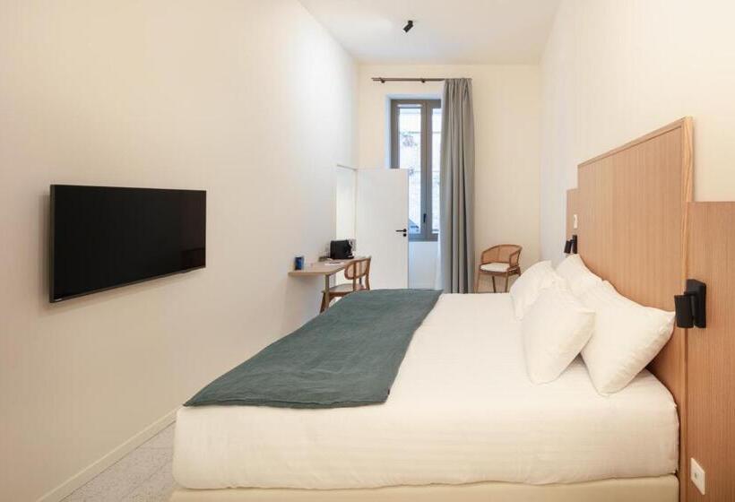 Номер Стандарт, La Suite