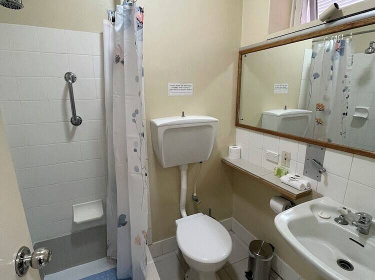 스탠다드 룸, Kingsway Motel Geelong