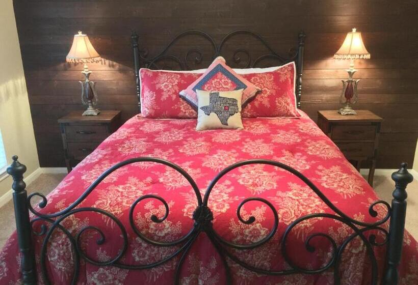 标准间, Maple Creek Bed&breakfast