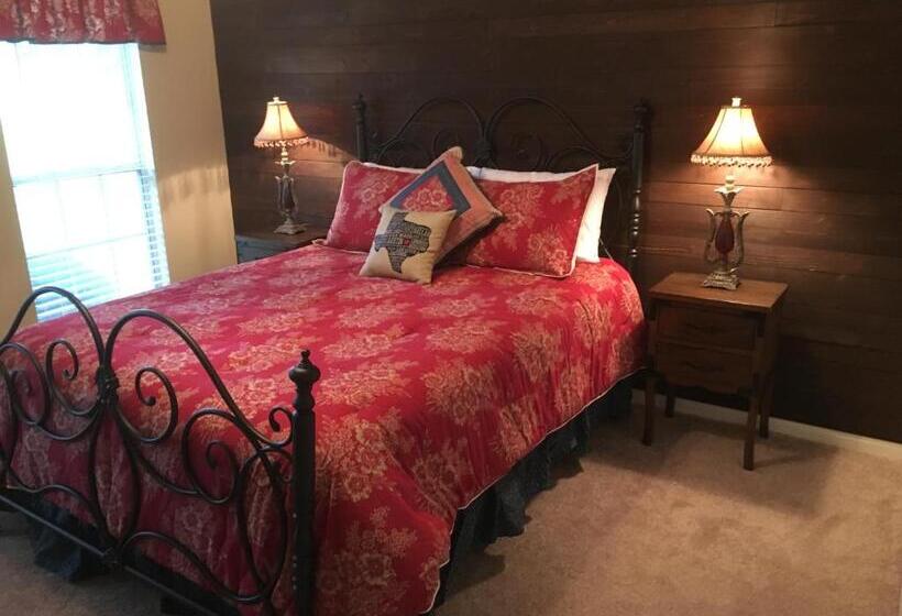 带2个卧室的套房, Maple Creek Bed&breakfast