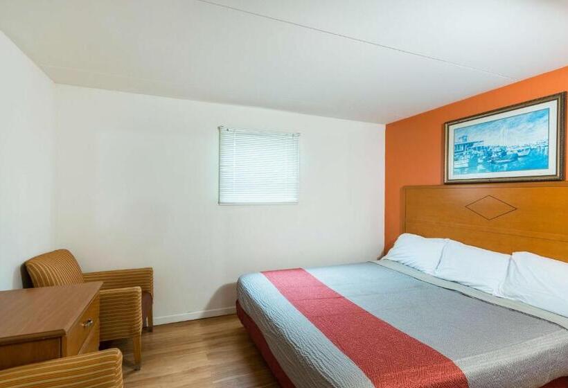 غرفة قياسية سرير كينج, Flamingo Motel