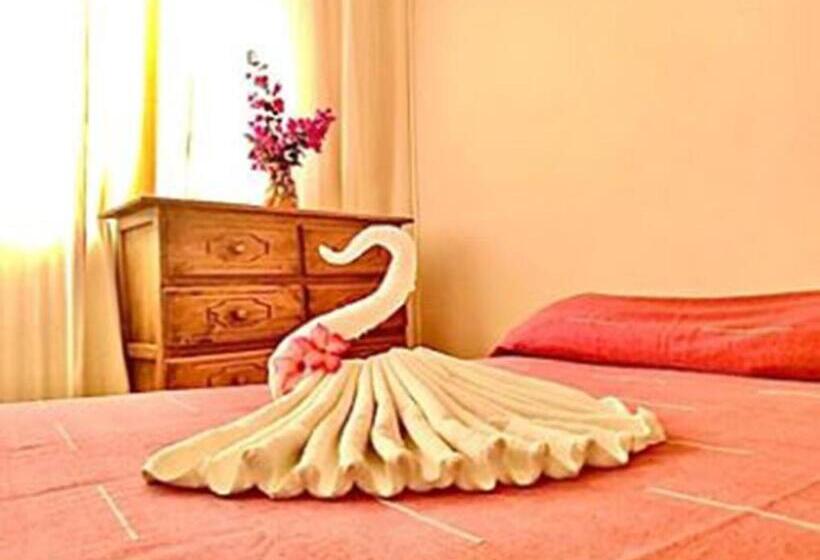 غرفة قياسية, Cordelia's