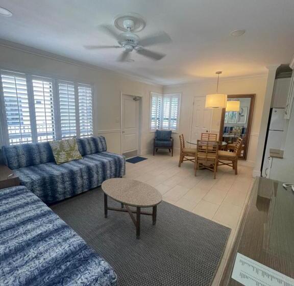 스위트, High Noon Beach Resort